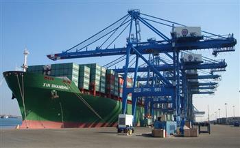 تداول 38 سفينة حاويات والبضائع العامة بميناء دمياط