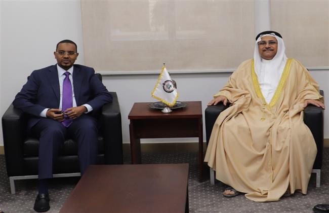 «العسومي» يؤكد دعم البرلمان العربي للصومال في حربه ضد الإرهاب