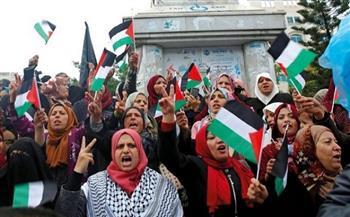 مسيرة نضال المرأة الفلسطينية في الدفاع عن الوطن (انفوجراف)