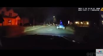 مطاردة بين الشرطة وطفل سرق «رافعة شوكية» (فيديو)