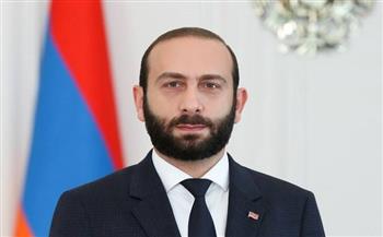 وزير الخارجية الأرميني يبحث مع نظيره الروسي الأجندة الثنائية والدولية