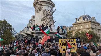 انطلاق مسيرات حاشدة بباريس تضامنا مع الشعب الفلسطيني