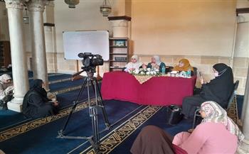 ملتقى المرأة بالجامع الأزهر يعدد أهمية التوعية بمكانة المقدسات في الإسلام 