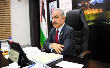  رئيس الوزراء الفلسطيني: قرار اقتطاع مبالغ من الأموال المستحقة يهدف إلى فصل غزة عن الضفة 