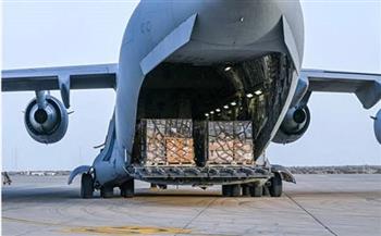 وصول طائرة مساعدات ليبية إلى مطار العريش تمهيدًا لنقلها إلى غزة