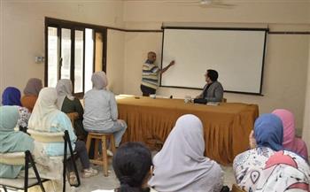 قصور الثقافة.. لقاءات وورش تدريبية متنوعة لطلاب المدارس والجامعات في المنيا
