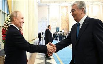 بوتين وتوكاييف يبحثان تطوير التعاون العسكري بين البلدين