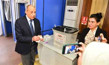 وزير الطيران: إدلاء كل مواطن بصوته في الانتخابات الرئاسية واجب وطني