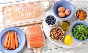 أطعمة تحافظ على صحة العين