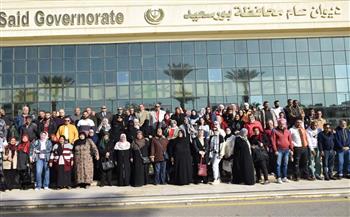 حشد من موظفي الديوان العام لمحافظة بورسعيد يتوجهون للإدلاء بأصواتهم في الإنتخابات الرئاسية  