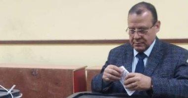 رئيس نقابة العاملين بالصحافة يدلي بصوته في انتخابات الرئاسة ويؤكد مشاركة العمال غير مسبوقة 