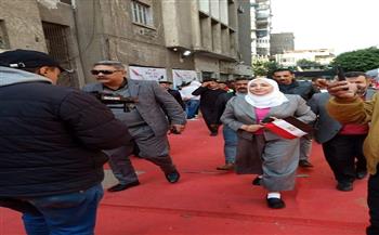 نائب محافظ القاهرة للمنطقة الجنوبية تتابع العملية الانتخابية بحي السيدة زينب 