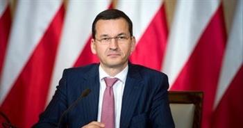 رئيس وزراء بولندا الجديد يتعهد بفتح الحدود مع أوكرانيا 