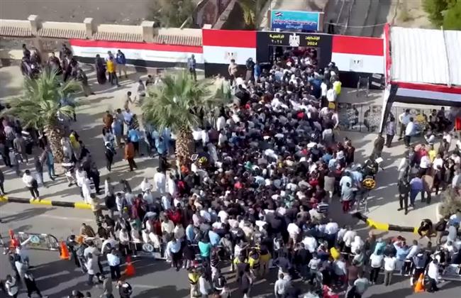 المتطوعون في الانتخابات الرئاسية : انتماؤنا لجيل ثورة 30 يونيو وسام على صدورنا 