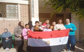 محافظ أسيوط يتقدم أكبر مسيرة لدعم مصر وحث المواطنين على المشاركة بالانتخابات