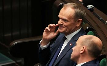حكومة رئيس وزراء بولندا المنتخب تحصل على تصويت بالثقة في مجلس النواب