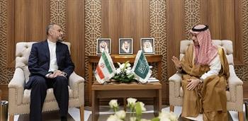 وزيرا خارجية السعودية وإيران يبحثان في جنيف القضايا ذات الاهتمام المشترك 