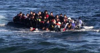 السلطات المغربية تنقذ 33 مهاجرًا غير شرعيًا