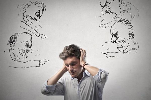 5 أعراض للوسواس القهري.. تعرف عليها