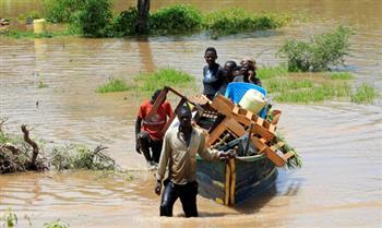 مئات الكينيين محاصرين بسبب الفيضانات العارمة.. ووفاة 170 شخصا