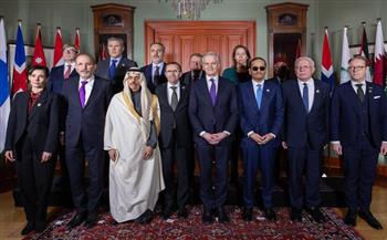 وفد اللجنة العربية الإسلامية يعقد اجتماعًا مع رئيس وزراء النرويج