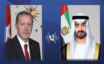 رئيس الإمارات يبحث هاتفيا مع نظيره التركي العلاقات الثنائية بين البلدين