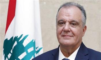 وزير الصناعة اللبناني: التمديد لقائد الجيش موضوع وطني ومطار بيروت عاد للعمل