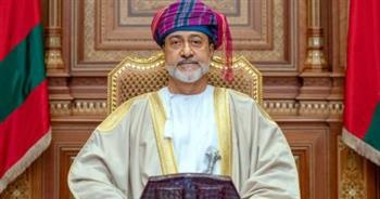 سلطان عمان يعلن الحداد الرسمي وتنكيس الأعلام في وفاة أمير الكويت