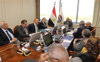 وزير قطاع الأعمال يستعرض مخطط مشروع عمراني على أرض «الحديد والصلب» بالقاهرة 