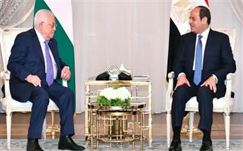 الرئيس السيسي يؤكد لـ أبو مازن موقف مصر الداعم للقضية الفلسطينية