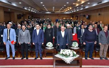 محافظ بورسعيد يؤكد ثقته في استكمال مسيرة التنمية تحت قيادة الرئيس السيسي