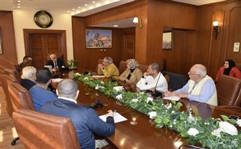 محافظ بورسعيد يعلن بدء انضمام المستشفيات الخاصة للتأمين الصحي الشامل