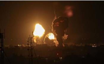 القاهرة الإخبارية تعرض فيديو يظهر استهداف الاحتلال الإسرائيلي لمنازل في غزة