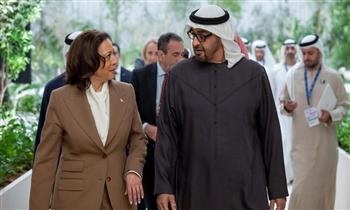 نائبة الرئيس الأمريكي تؤكد مع الرئيس الإماراتي ضرورة إقامة الدولة الفلسطينية