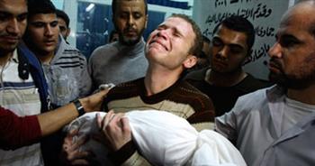 أكثر من 200 شهيد وعشرات الجرحى الفلسطينيين جراء القصف الإسرائيلي لقطاع غزة منذ الصباح
