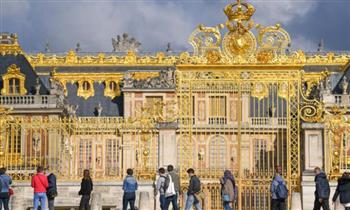 إخلاء قصر فرساي بفرنسا بعد تلقي إنذارًا بوجود قنبلة