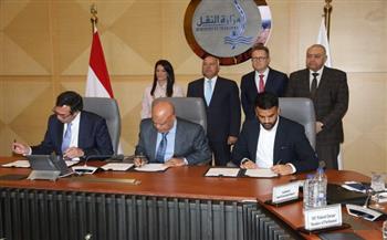 توقيع اتفاقية الحلول بين هيئة ميناء دمياط وشركة دمياط أليانس لمحطات الحاويات