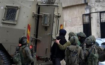 قوات الاحتلال تعتقل 17 فلسطينياً وتهدم منشأتين زراعيتين في الضفة الغربية