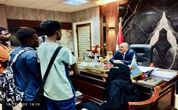 لبحث متطلباتهم.. رئيس جامعة سوهاج يلتقي بعدد من الطلاب الوافدين من دولة السودان الشقيق