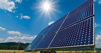 ما هي أنواع الألواح الشمسية التي تستخدم لإنارة المنازل؟ الكهرباء تجيب