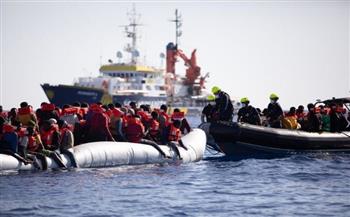 البحرية المغربية تعترض قارب هجرة غير شرعي على متنه 57 شخصا 