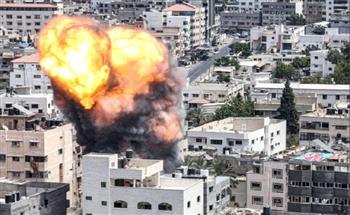 الجارديان تسلط الضوء على استمرار إسرائيل في استهداف الملاذات الآمنة بغزة