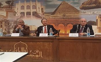 مصر والتحديات الإقليمية الدولية المعاصرة على مائدة الأعلى للثقافة