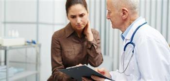 عادات خاطئة نمارسها تتسبب في ديسك الرقبة.. ابتعد عنها
