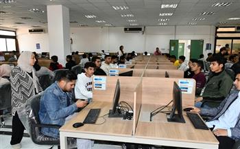 2560 طالب وطالبة يؤدون الاختبارات إلكترونيا بجامعة الإسماعيلية الأهلية