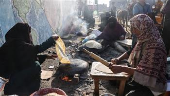 "أونروا": قطاع غزة يُعاني من جوع "كارثي" و150 ألف نازح ليس لديهم مكان يذهبون إليه
