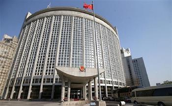 الصين تعلق على أنباء مشاركتها في اجتماع سري حول "صيغة زيلينسكي"