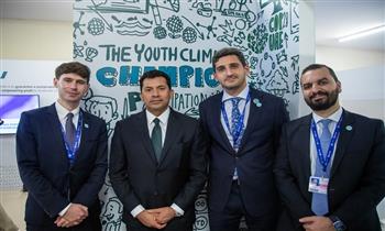 وزير الرياضة يلتقي الشباب العربي في مؤتمر المناخ COP28 بدبي 
