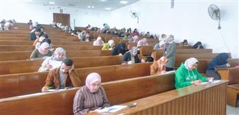 انتظام امتحانات طلاب برنامج المقاصة بتمريض جامعة قناة السويس