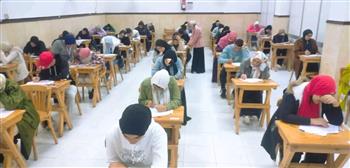 585 طالبا بالفرقة الأولى تمريض الإسماعيلية الأهلية يؤدون امتحانات متطلبات الجامعة